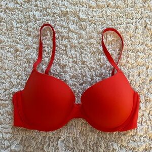 Skims T-Shirt Bra